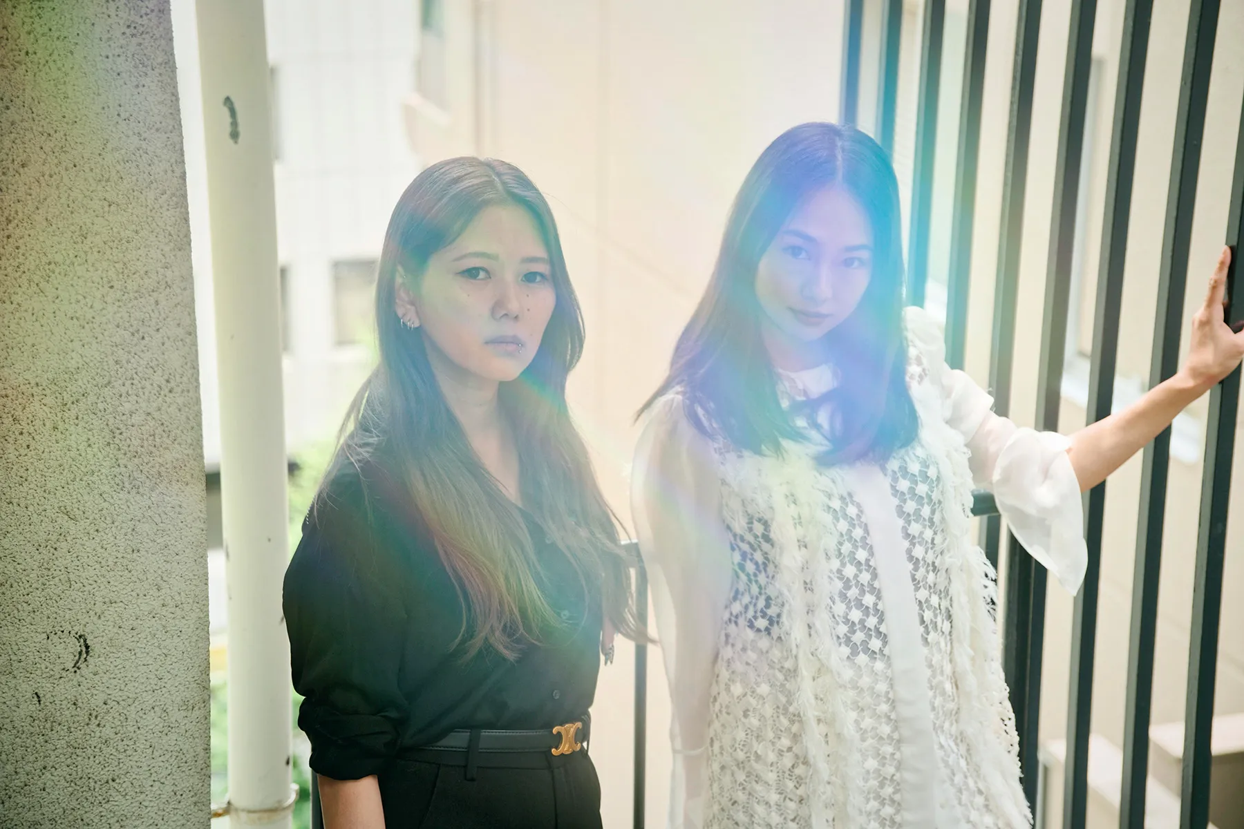 エリイ×金原ひとみ対談。エクストリームなふたりの人間と社会への視線【CINRA Inspiring Awards】