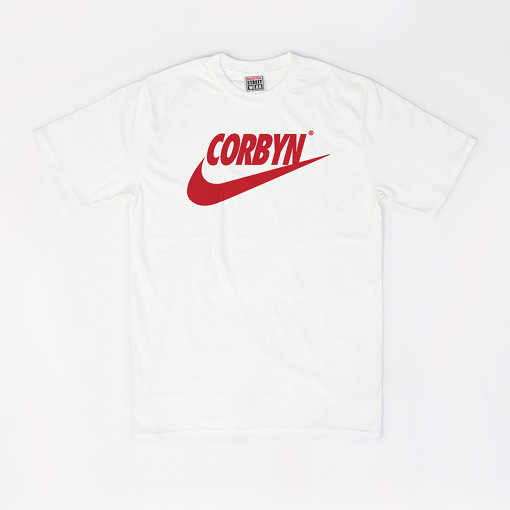 ナイキのTシャツをパロディーしたコービン支持者によるTシャツ corbyn swoosh, credit Bristol Street War