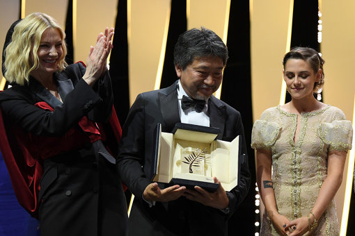 『第71回カンヌ国際映画祭』パルムドールに輝いた『万引き家族』の是枝裕和監督