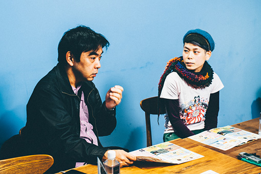 左から：野田隆司、タテタカコ