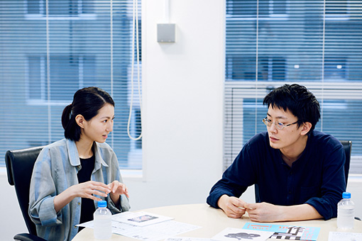 左から：佐藤麻優子、関川航平