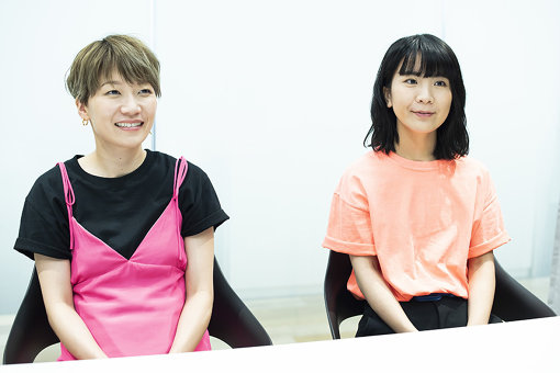 左から：福岡晃子、橋本絵莉子