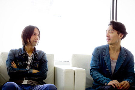 写真左から：高野寛、伊藤大助