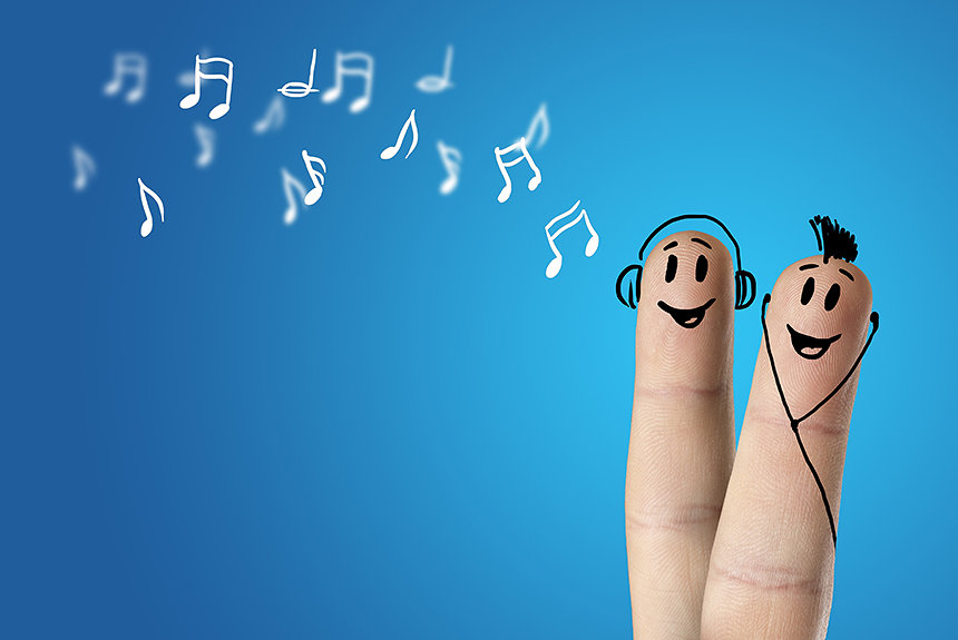 指に装着してビートを刻む音楽演奏ガジェット『Music Fingers』